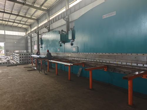Latest company case about Light Pole Machine Installation in Angola, (June, 2025)