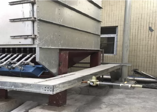 Latest company case about Vietnam Client Deploys Fully Automatic Eco-Friendly Hot Dip Galvanizing Production Line System
